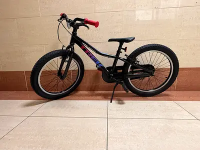 Trek PRECALIBER 20” Kids Bike
