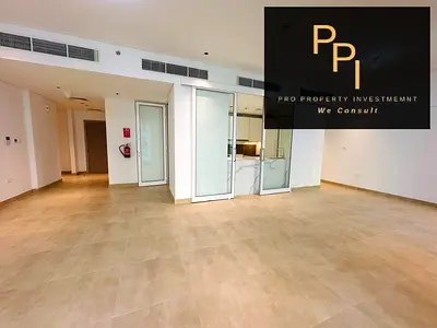 Luxurious 3BHK | Partial Sea view | Vacant