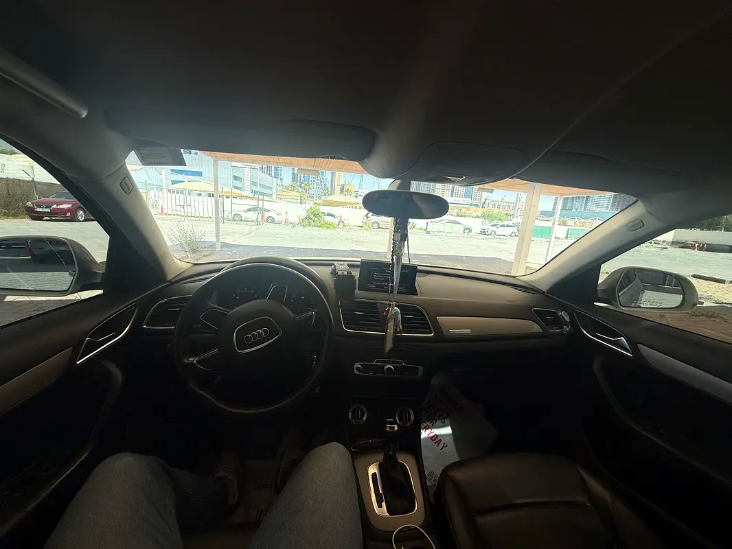 Audi Q3 2013 — photo 1 of 7