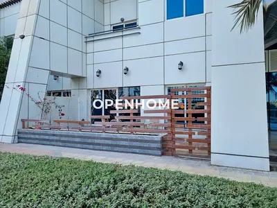 Stylish Townhouse | Prime Location | Vibrant Community