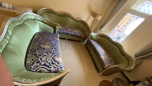 Sofa set