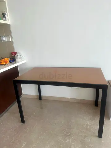 6 seater Dining Table - Good Condition