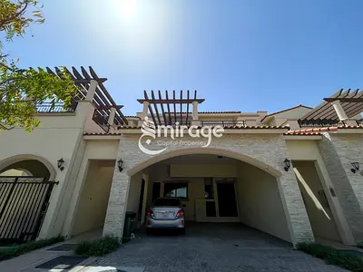 Single Row 5BR | Close to Amenities | Prime Area