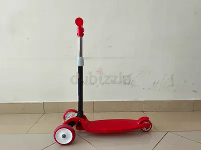 Red 3-Wheel Kids Scooter - Good Condition