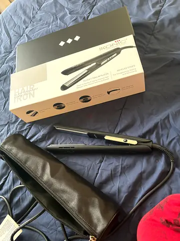 Ikonic Slim Titanium Hair Straightener - Good Condition.sorry for reposting I bought it for 250 aed