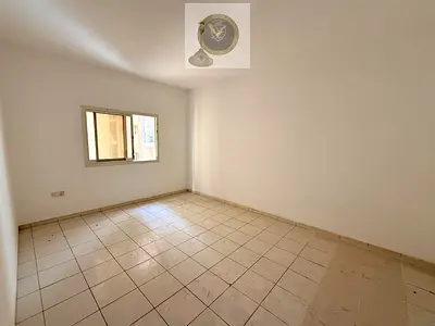 اجمل اطلالة غرفة وصالة في التعاون - مساحة واسعة - بلكونة باطلالة مدينة مفتوحة - خزائن بالحائط - موقع مميز - بالقرب من مخبز شمسين - على مخرج دبي