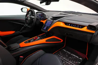 صورة 12 لـ 2024 Lamborghini REVUELTO