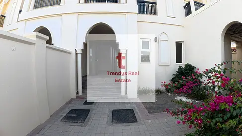 5Br+Maid | Spacious Villa | Prime Location in Al Manara