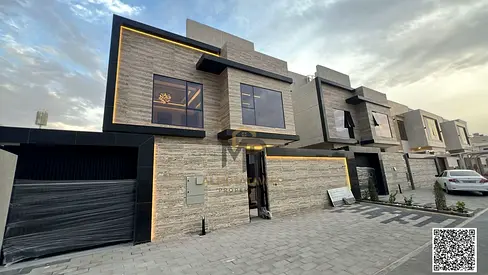 Luxury villa for sale in Al Zahia area, 5 bedrooms, with swimming pool and roof terrace. Registrati