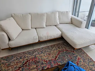 West Elm L Shape Sofa Beige Beige Excellent Condition like new Condition