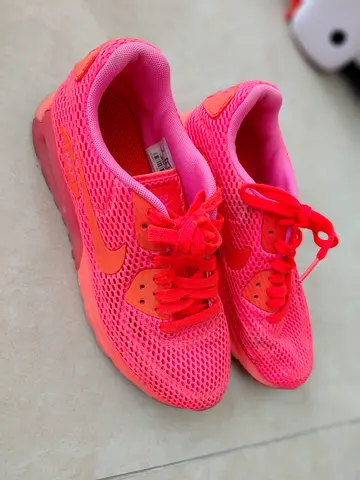 Pink Nike Air Max Womens Running Shoes - Size Tag Inside