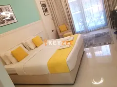 BRIGHT UNIT | FURNISHED AND READY TO MOVE IN