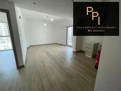 Elegant 1BR | Waters Edge | Modern Community