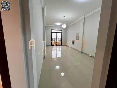 1 month free! Beautiful 1BR apartment for annual rent in Al Alia, Ajman. Master bedroom, built-in wardrobes, central AC, balcony, 2 bathrooms, easy pa