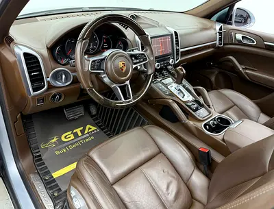 صورة 8 لـ 2017 Porsche CAYENNE
