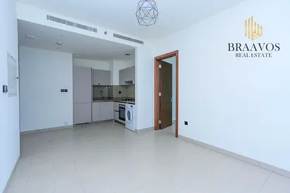 1BR + STUDY | BRIGHT AND SPACIOUS