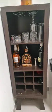 Bar cabinet