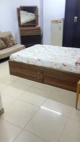 Master Bedroom Fully Furnished Including Bills