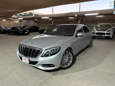 MERCEDES MAYBACH S-CLASS S550 2016 | 6 BUTTONS | REAR SEAT COMFORT PACKAGE  | LOW MILEAGE!