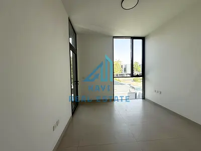 Modern 3BR Townhouse for Rent | Prime Location | Robinina massar |