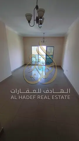 للإيجار بعقد شيرنج في التعاون الشارقة | شقة 3 غرف وصالة مع بلكونة بإطلالة بحرية | غرفة ماستر وباركن مجاني | شقة واسعة بموقع مميز قريب من دبي والكورنيش
