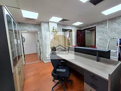 Chiller free Office 900 Sqft with 120k Rent