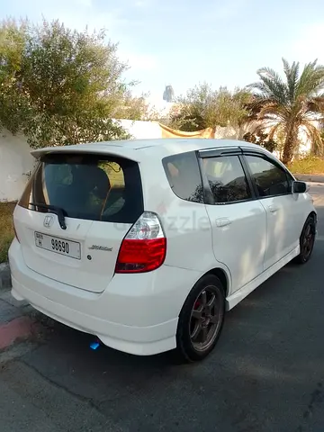 Honda Jazz 2007 GCC Specs