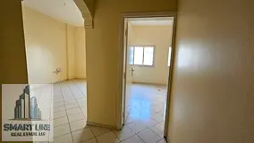 NEAR KING FAISAL STREET : VERY NICE 1 BHK WITH BALCONY &amp; WARDROBE NEAR MEDCARE HOSPITAL FULL FAM