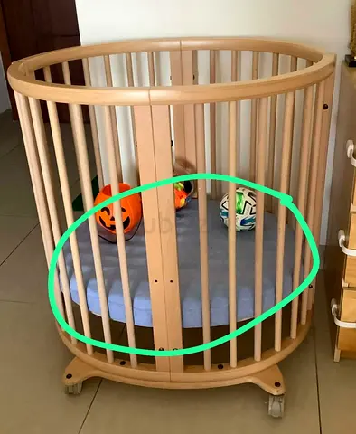 Stokke Sleepi Mini with unopened extension