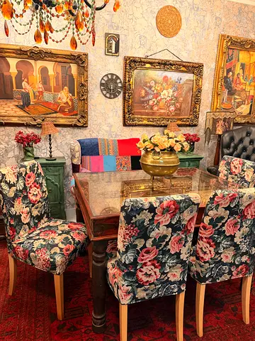 4 dining chairs