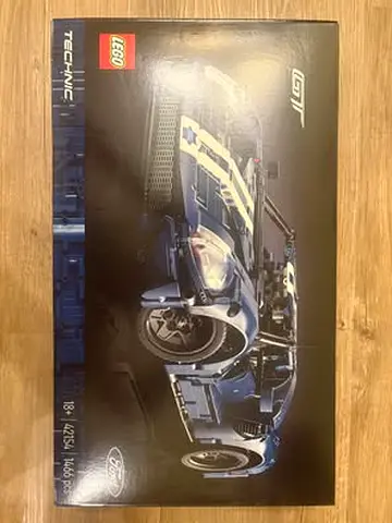BARGAIN BRAND NEW LEGO 42154 TECHNIC FORD GT