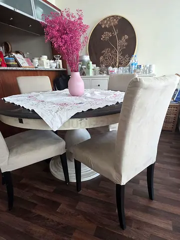 Very good condition Dining chair