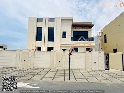 For sale: corner villa on 2 streets in Al Helio 1 Ajman, only 3 floors, 5 master bedrooms, majlis and 2 halls, main and prep kitchen, maid's room