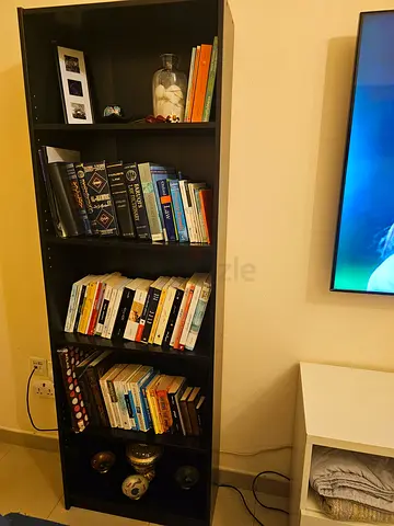 Brown 5-compartment Wall-mounted Bookcase / Shelving Unit