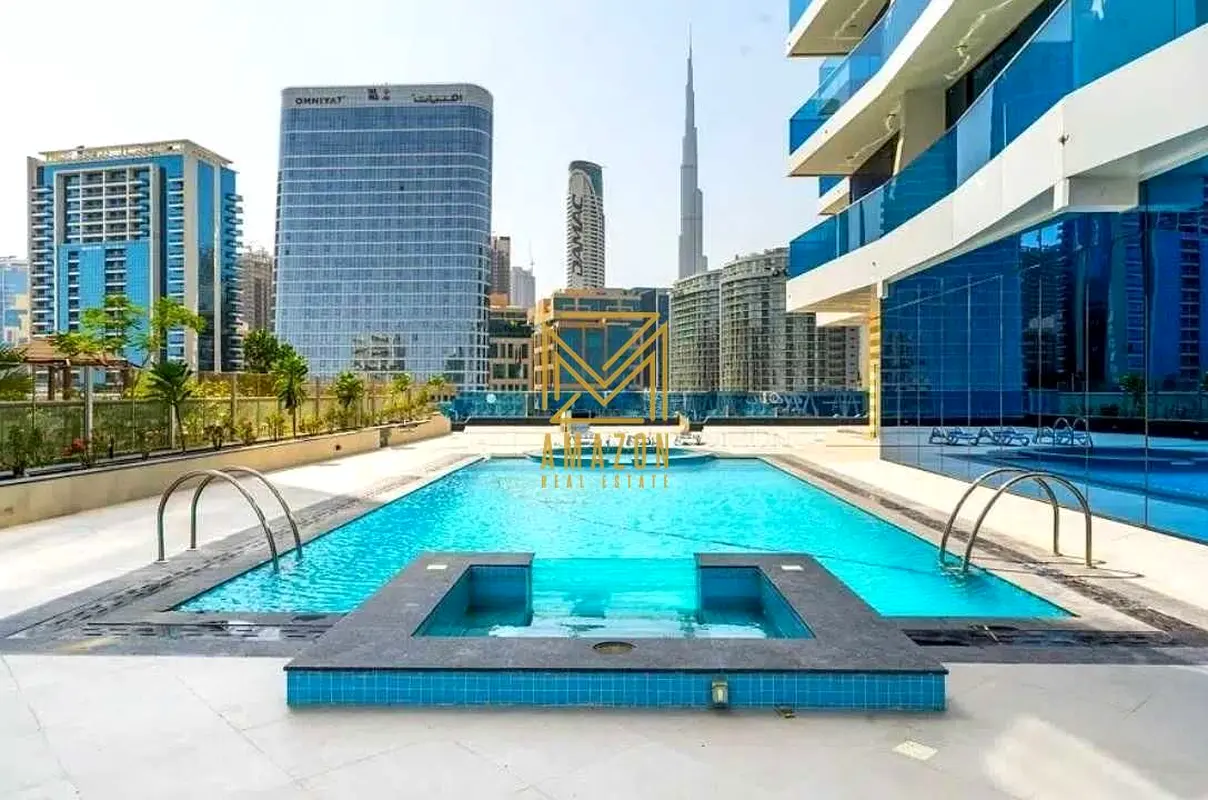 Fully-furnished Studio | Modern ~ Elegant | Partial Canal View