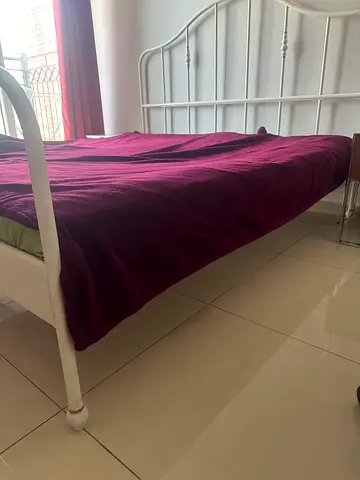 Excellent condition White Metal king size Bed Frame with Headboard and footboard