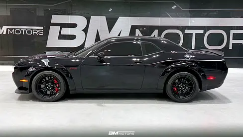 2023 Dodge CHALLENGER photo 4