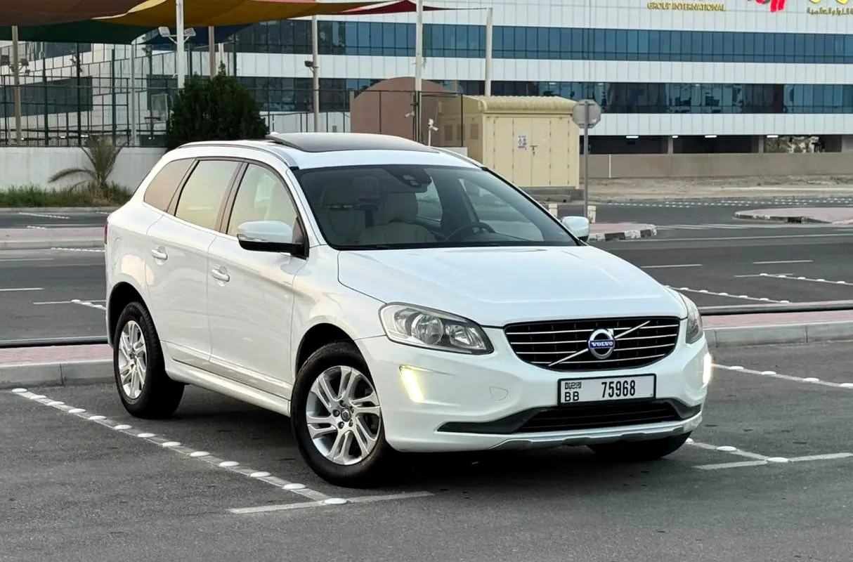 Volvo XC60 2014 — photo 1 of 12