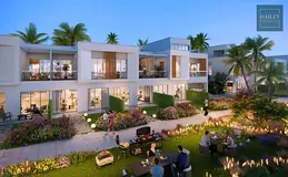 Waterfront 4-Bed Villa | Furnished | Lagoon &amp; Garden Views