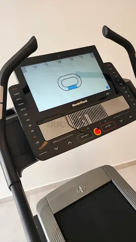 NordicTrack X22i Incline Trainer Treadmill