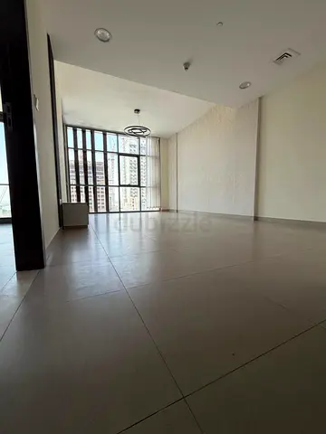 1 BHK with Study room- Dubai Wharf Tower No Agency Commission