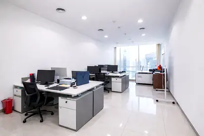 Prime Location | Top Floor | Fully Fitted