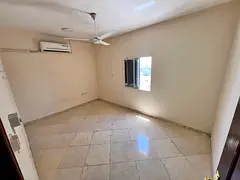 Split air conditioning unit for family accommodation. Prime location with all-day service, close to