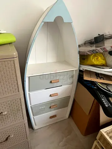Boat-shaped Wooden Storage Shelf with Drawers (cash only)