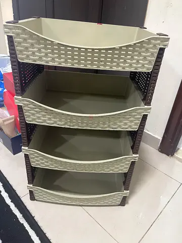 Plastic drawer storage