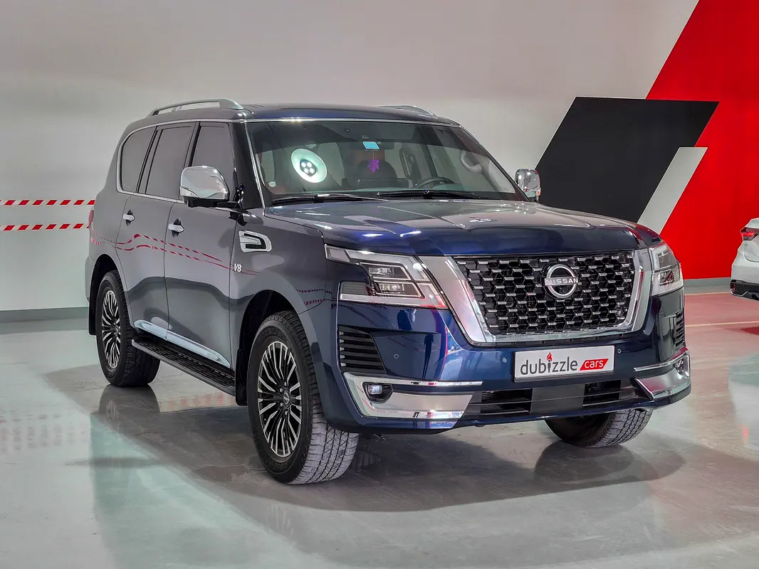 Nissan Patrol 2023 — photo 1 of 15
