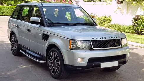 ELITE SLIVER RANGE ROVER SPORT SUPERCHARGE •• FULLY LOADED.••V8 •• GCC •• LOW MILEAGE