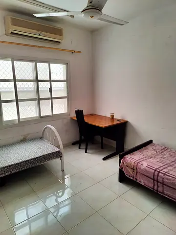 Room in a villa for rent in Al ghafia