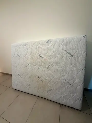 Single mattress in good condition (used)