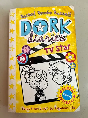 Dork Diaries: TV Star (Rachel Renée Russell)